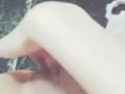 아시아 소녀 에 목욕 방 자위