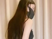 아시아 스키니 마스크 소녀 딜도 자위